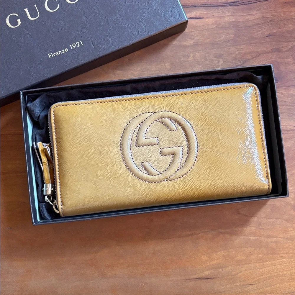 Brand new Gucci Soho Vernice Naplack zip around wallet - Picture 2 of 11